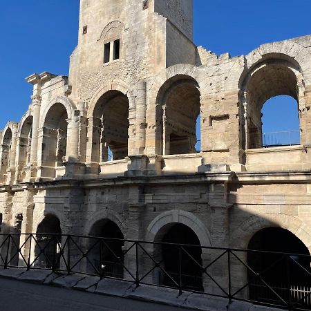 Appartement duplex avec vue sur les arènes à Arles Extérieur photo
