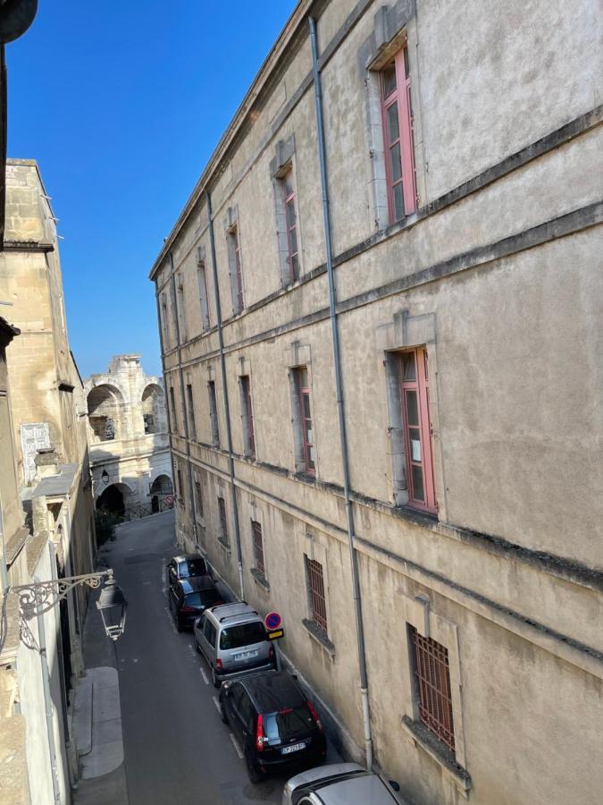 Appartement duplex avec vue sur les arènes à Arles Extérieur photo