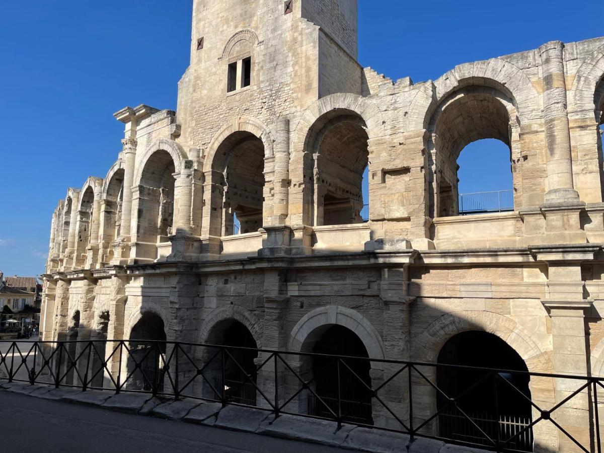 Appartement duplex avec vue sur les arènes à Arles Extérieur photo